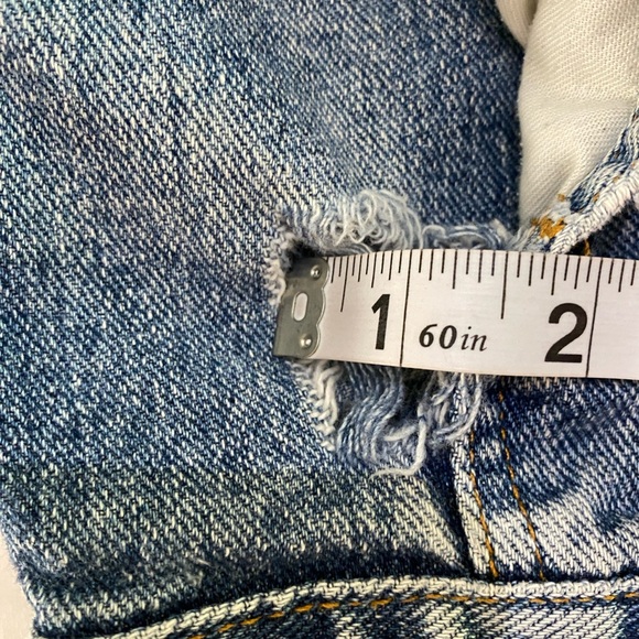 VINTAGE Levi’s Medium Wash Denim Thrashed Destroyed Grunge Trucker Jacket SZ XXL - Picture 11 of 15